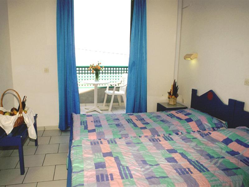 Flisvos Beach (Adults Only) Apartment Rethymno  Exterior photo